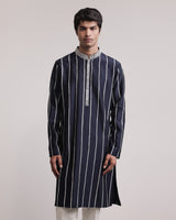 Frayed Stripes Kurta Set