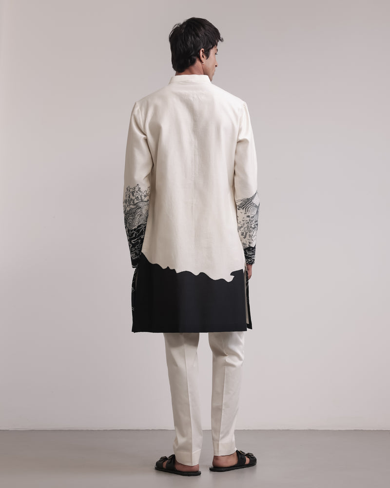 No Man’s Land Kurta Set
