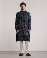 Pathway Outline Kurta Set
