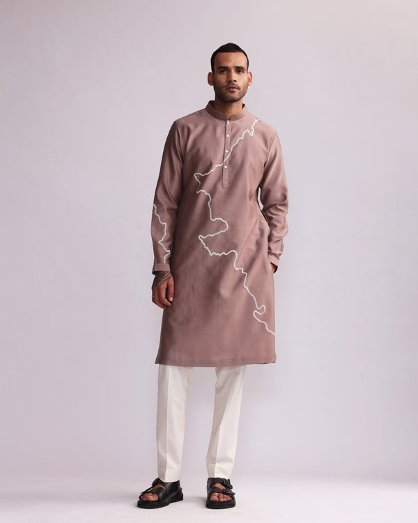 CONTOUR LINE EMBROIDERED KURTA SET