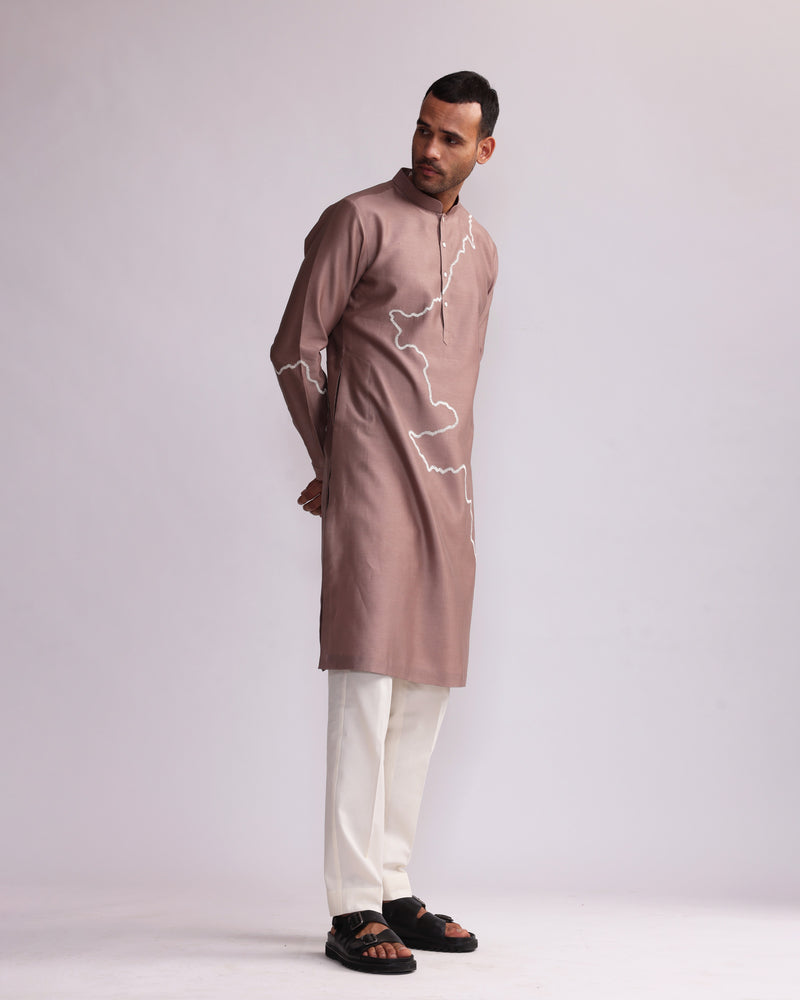 CONTOUR LINE EMBROIDERED KURTA SET