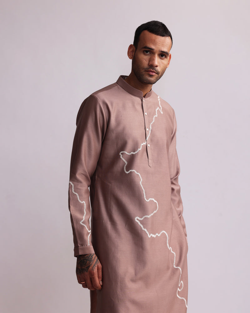 CONTOUR LINE EMBROIDERED KURTA SET