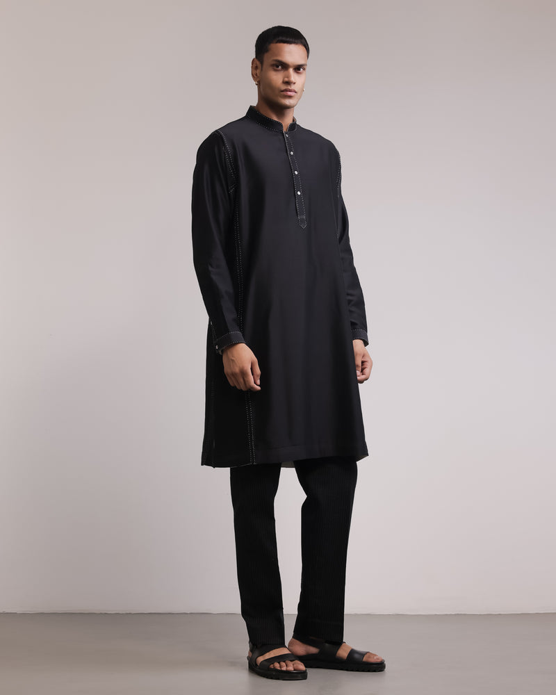 Classic Panelled Kurta Set