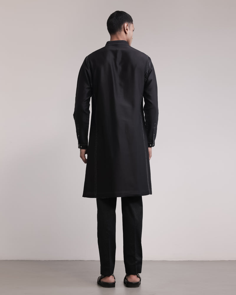 Classic Panelled Kurta Set