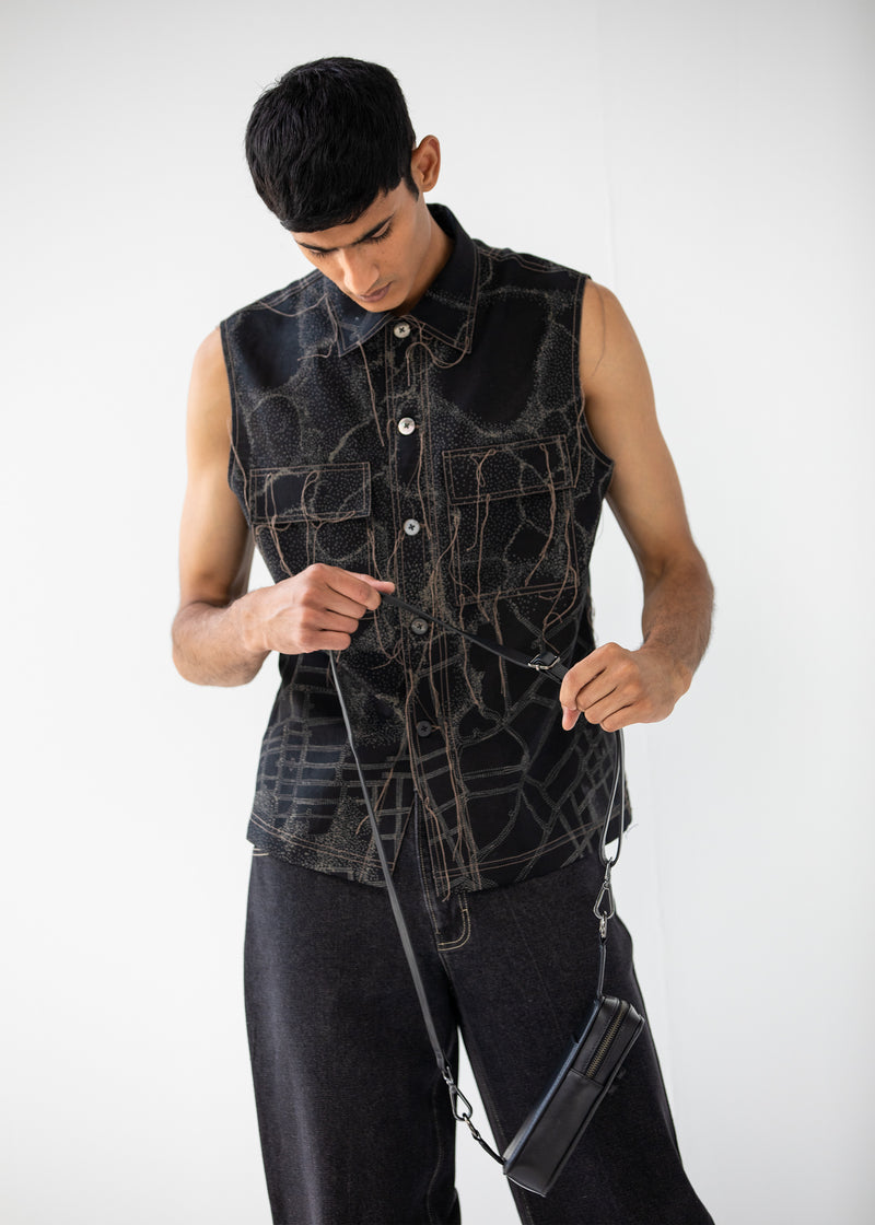 NORMANDY DISTRESSED SLEEVELESS SHIRT