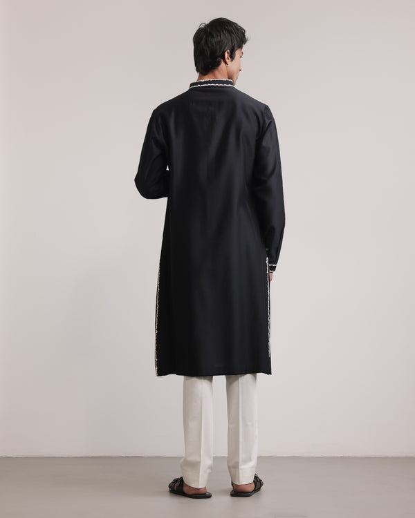 Fractured Lines Kurta Set