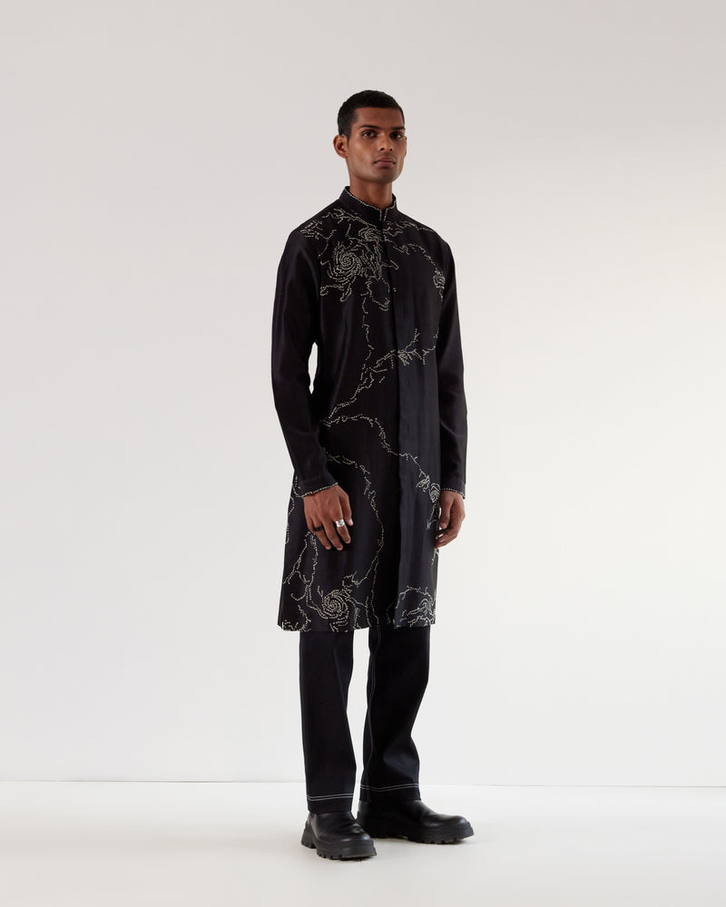 Black Hole Embroidery Kurta Set