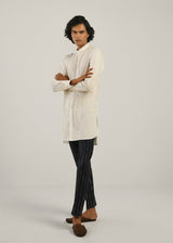 Fagotting Dots Kurta