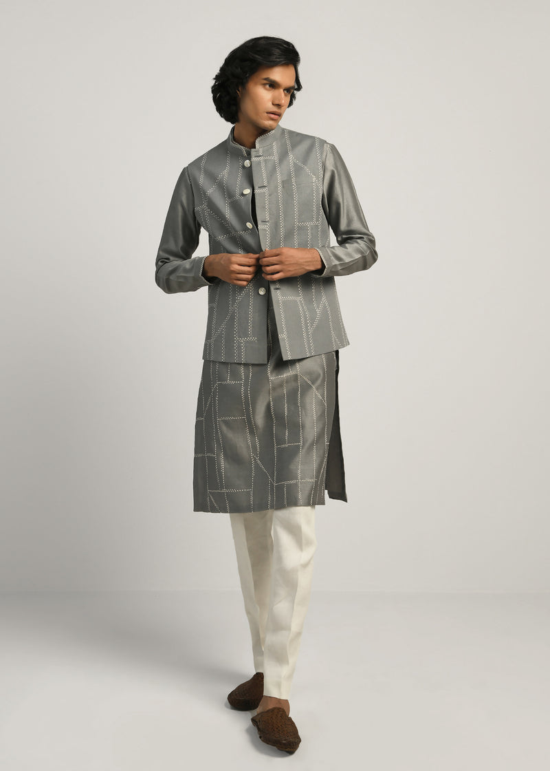 Fuselage Hand Embroidered Bundi