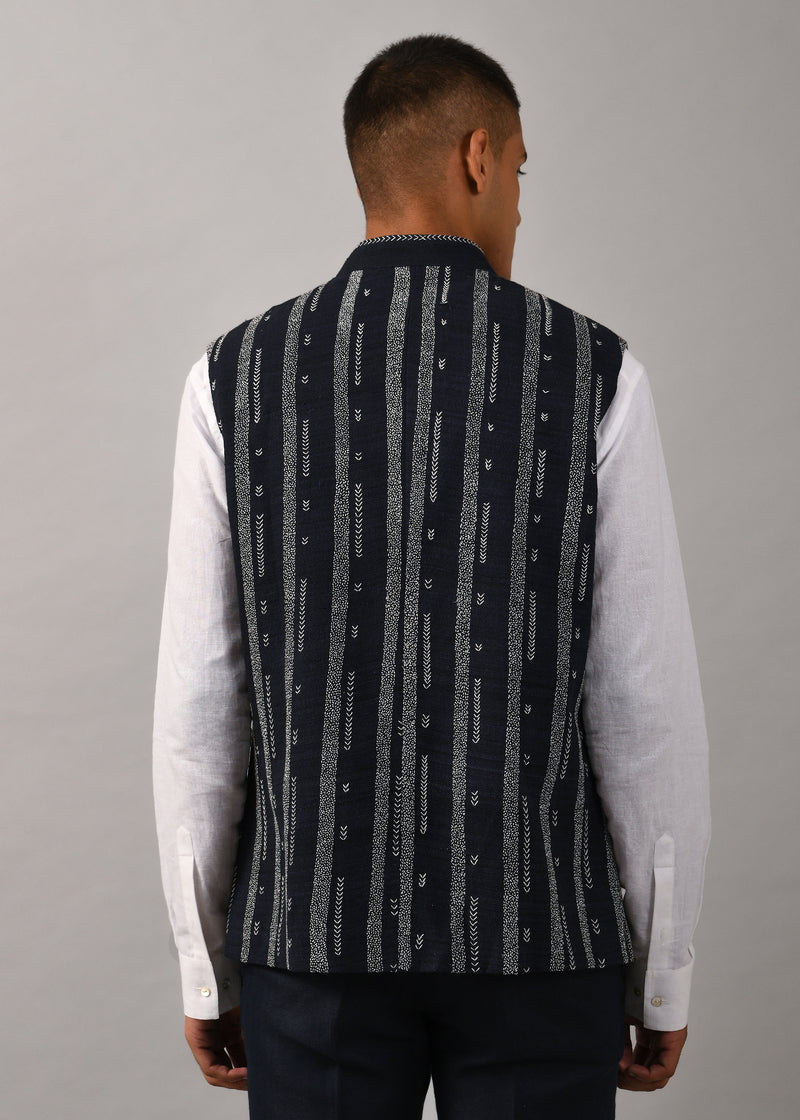 Contrail Embroidered Bundi