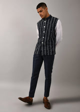 Contrail Embroidered Bundi