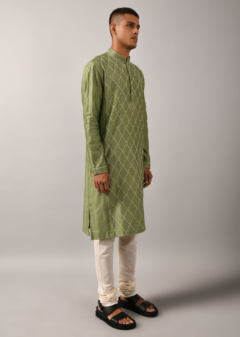 Diamond Pattern Hand Embroidered Kurta Set