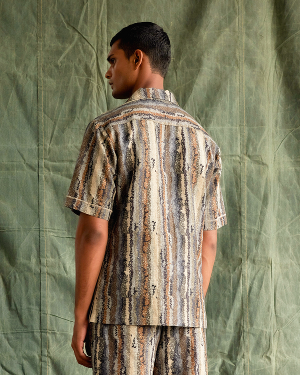 Earth Print Half Shirt