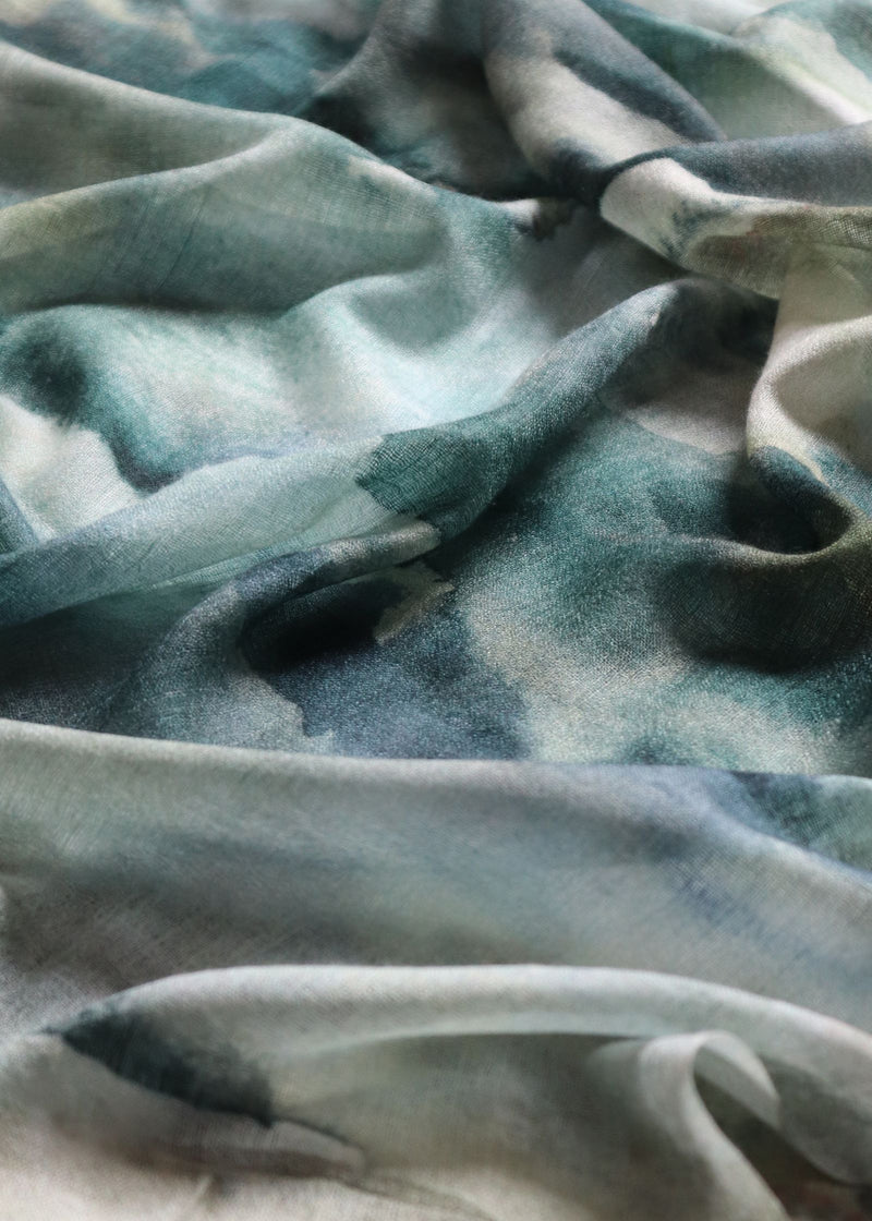 Camouflaged clouds scarf
