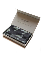 Houndstooth Print Scarf